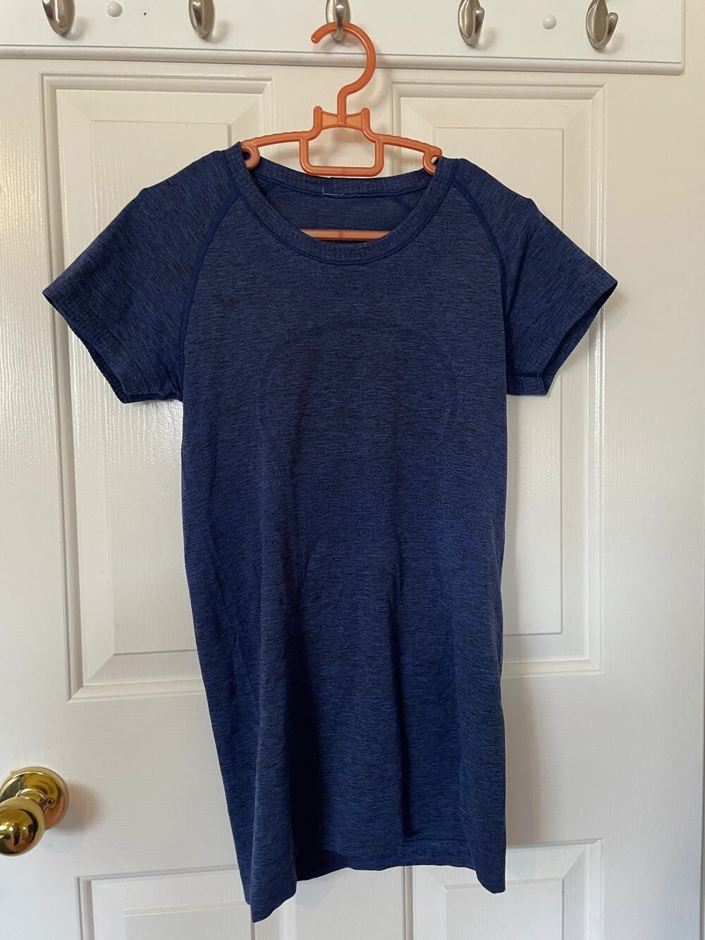 Lululemon Swiftly Tech T-Shirt – Relaxed Fit – Navy – Small